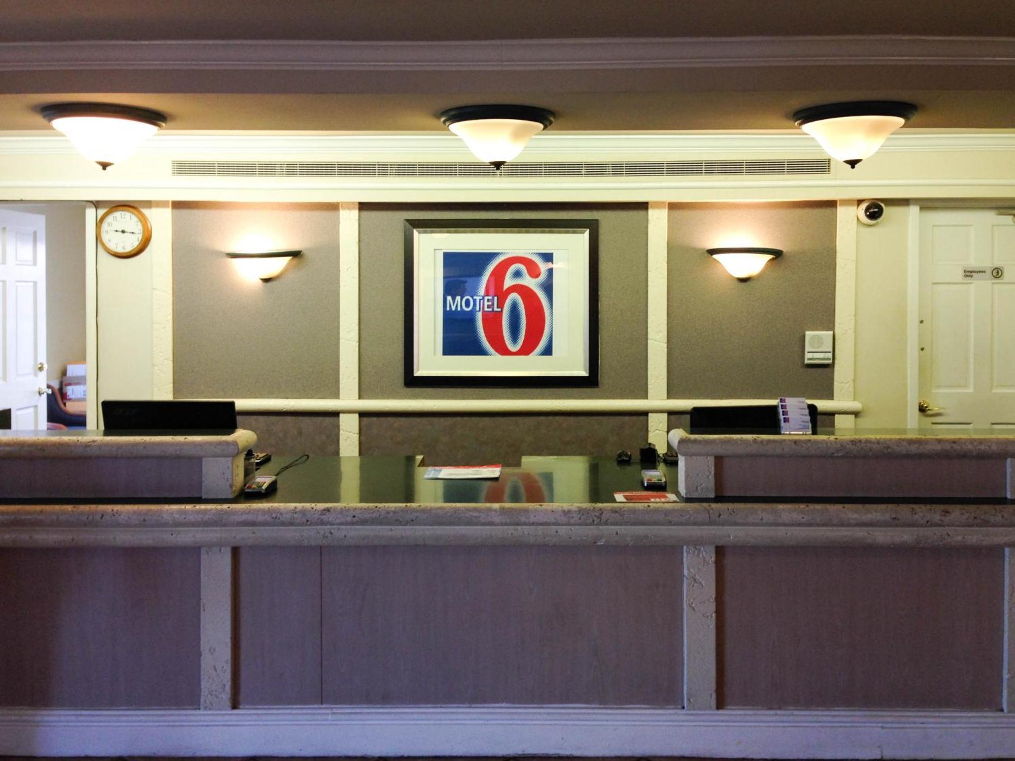 Motel 6-Monroe, La Ngoại thất bức ảnh